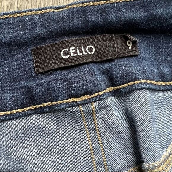 Cello High Rise Skinny Jeans Frayed Hem Lightly Distressed Size 9 Dark Blue - Picture 3 of 11